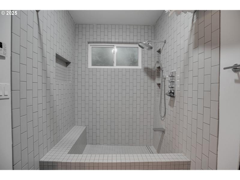 Bathroom, Attached