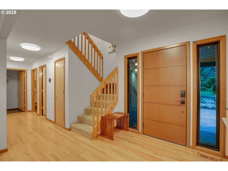 Entrance/Foyer