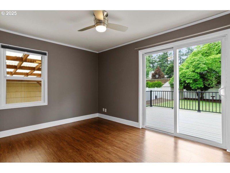 Bedroom, Primary