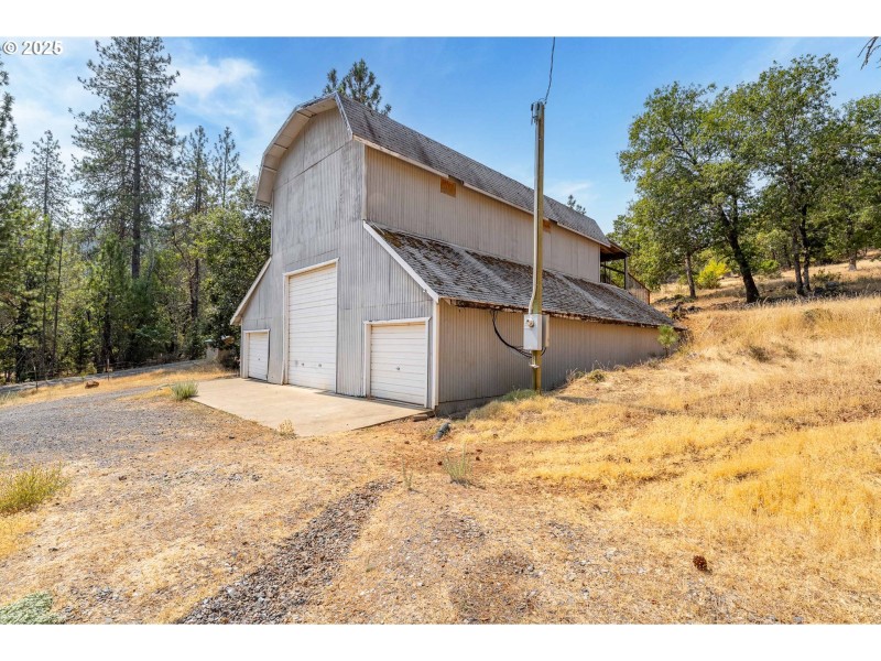 Barn