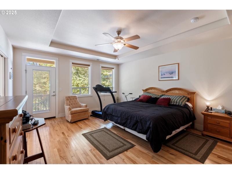 Bedroom, Primary