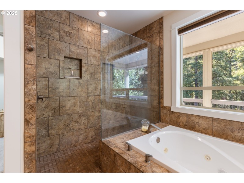 Bathroom, Attached