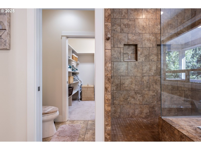 Bathroom, Attached