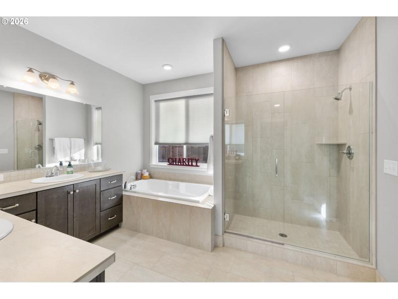 Owner's Suite Bathroom