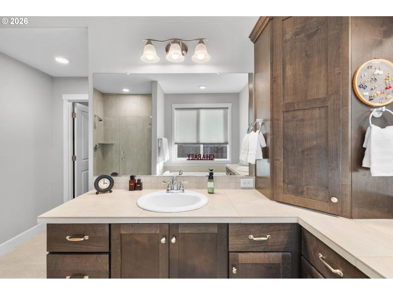 Owner's Suite Bathroom