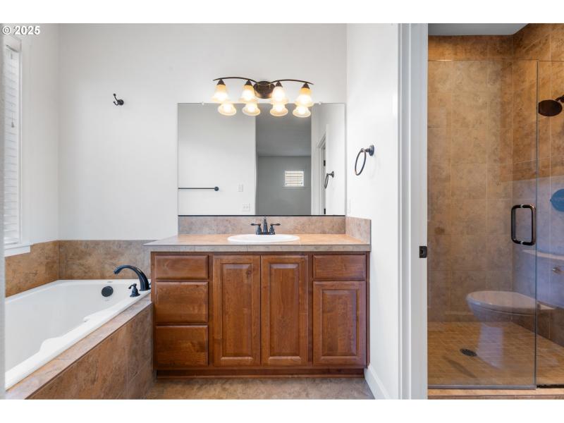 Bathroom, Attached