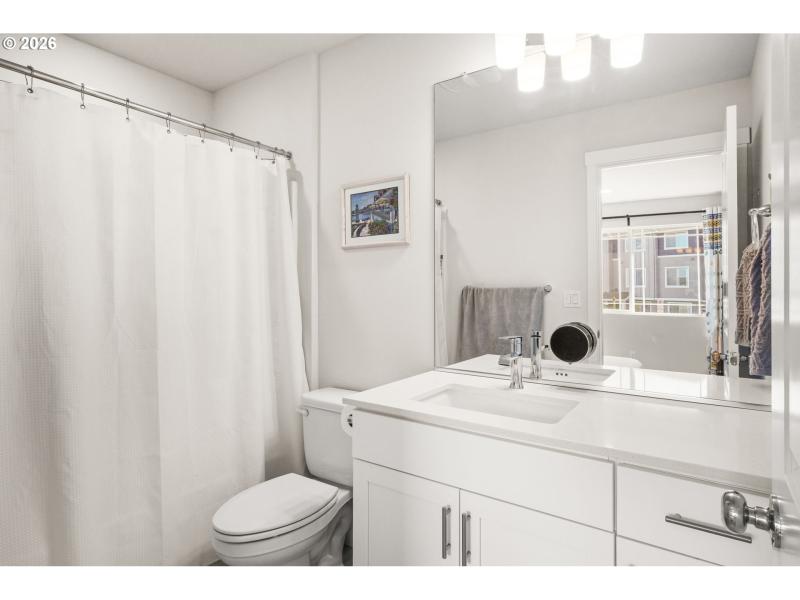 Bathroom, Attached