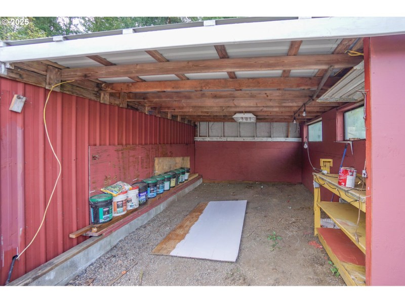 Shed