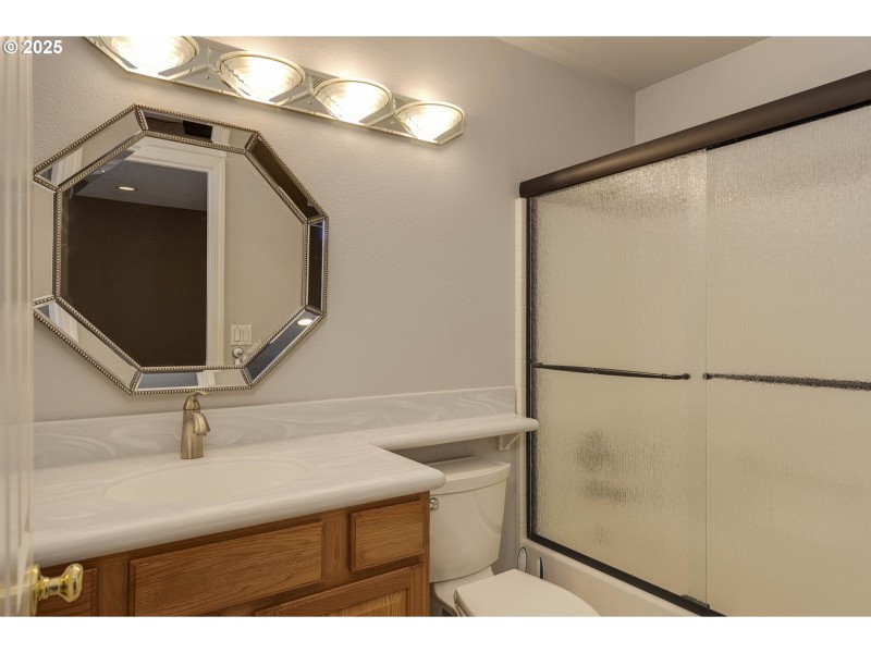 Owner's Suite Bathroom