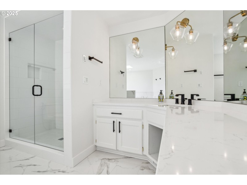 Bathroom, Attached