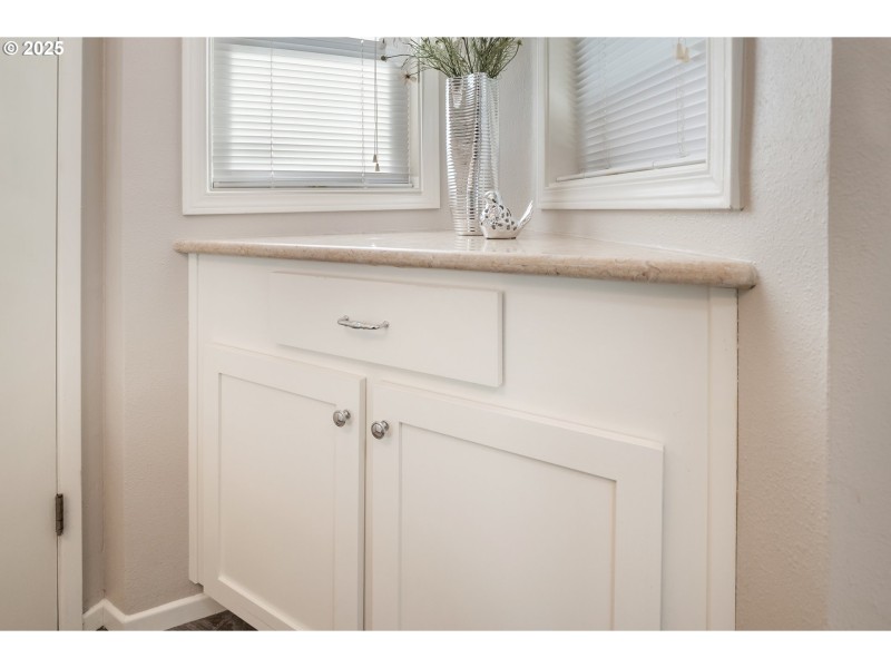 Bathroom, Attached