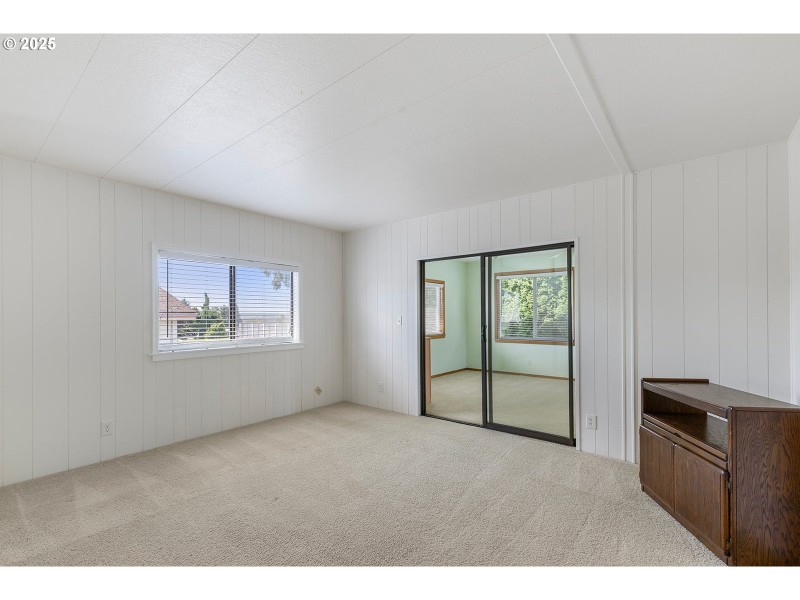 Owner's Suite Bedroom