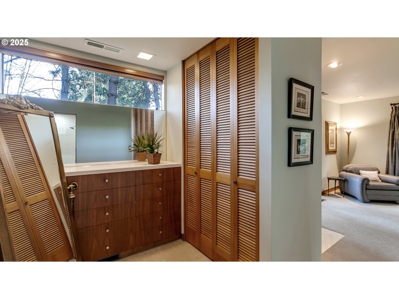 Bedroom, Owner's Suite