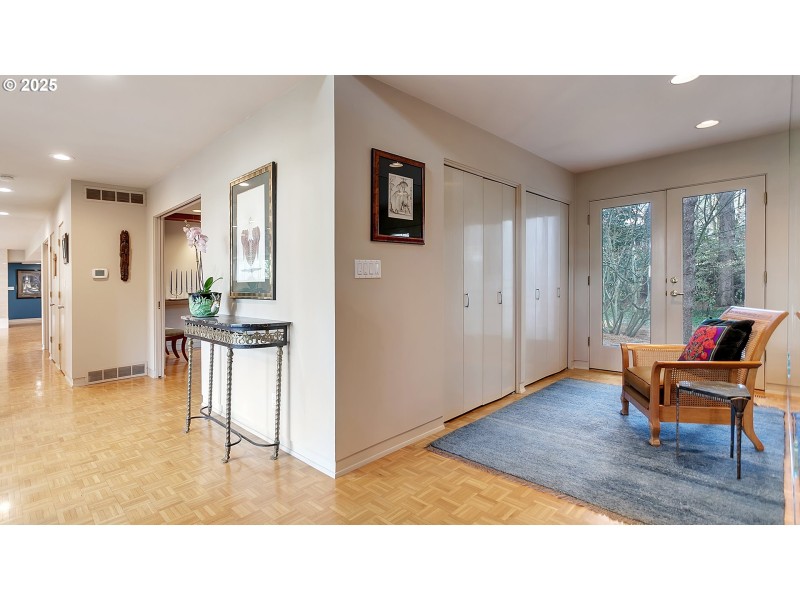 Entrance/Foyer