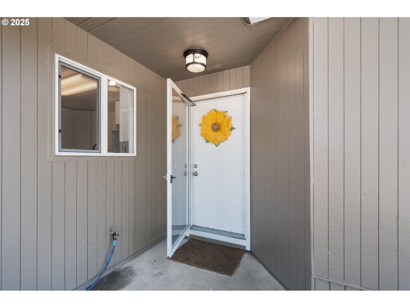 Entrance/Foyer