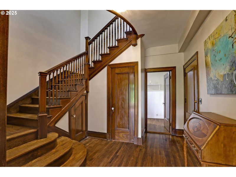 Entrance/Foyer