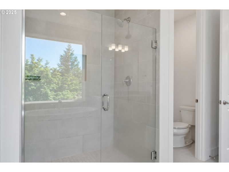 Bathroom, Attached
