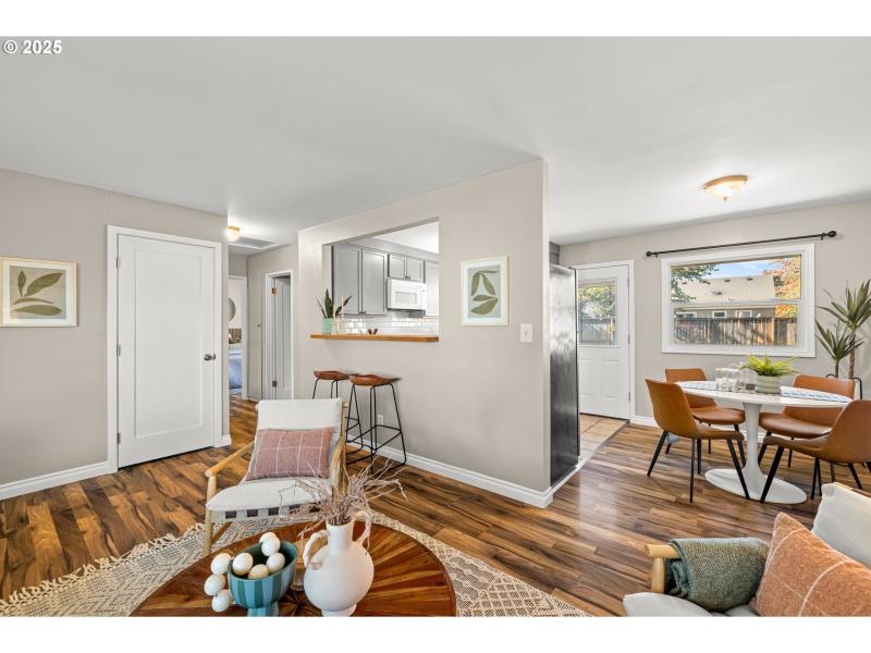 Living Room/Dining Room