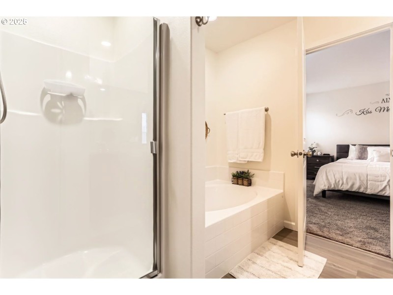 Owner's Suite Bathroom