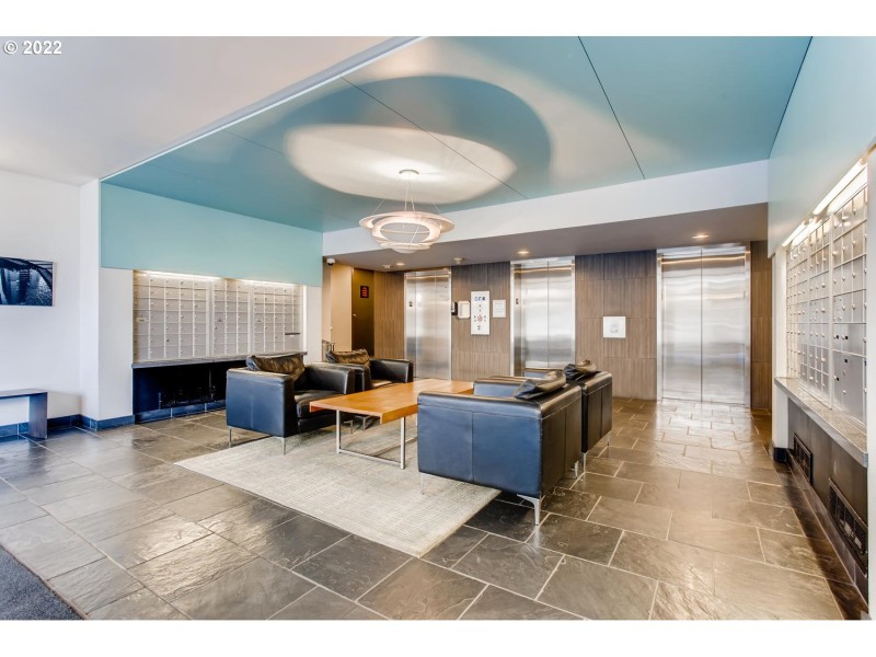 Entrance/Foyer
