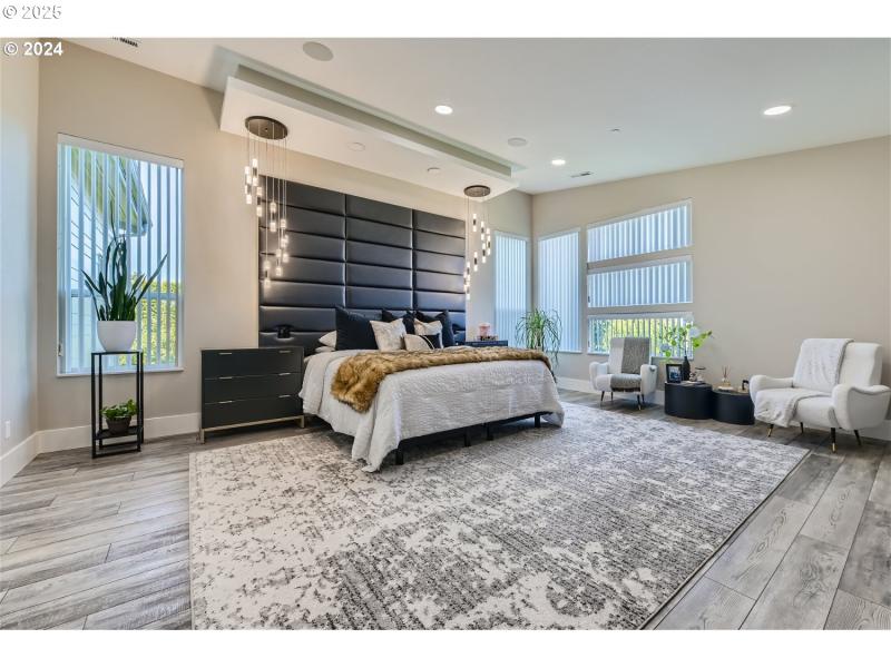Bedroom, Owner's Suite