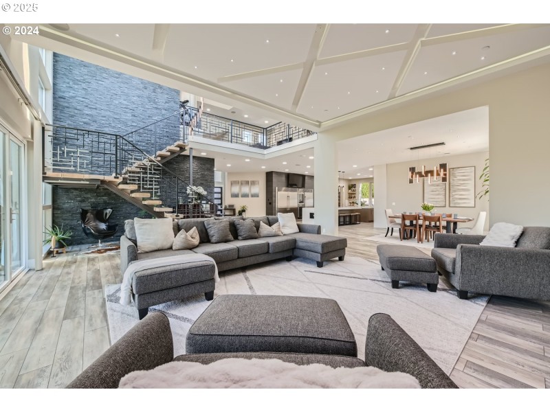 Living Room/Dining Room
