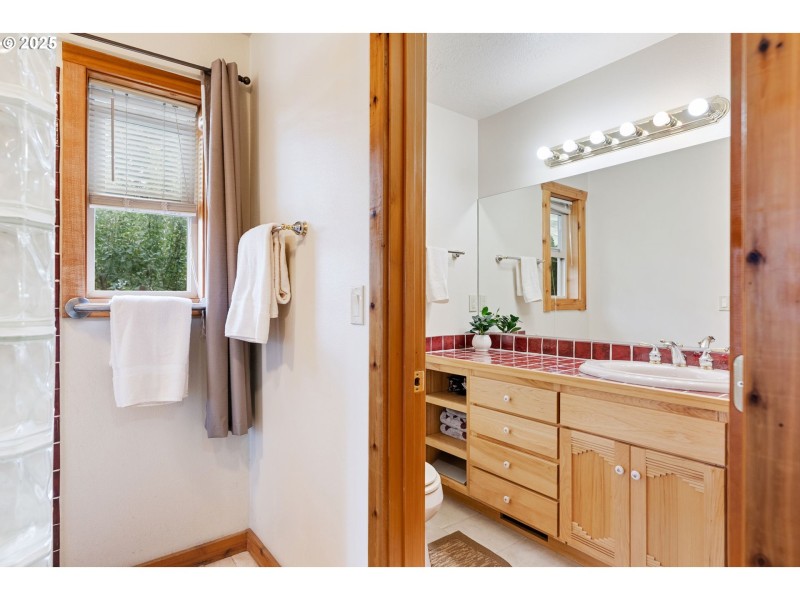 Owner's Suite Bathroom