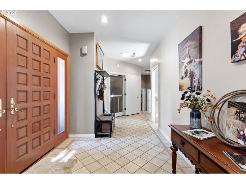 Entrance/Foyer
