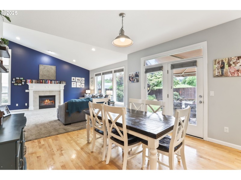 Living Room/Dining Room