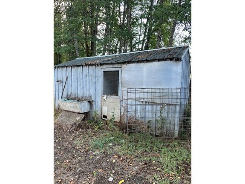 Shed