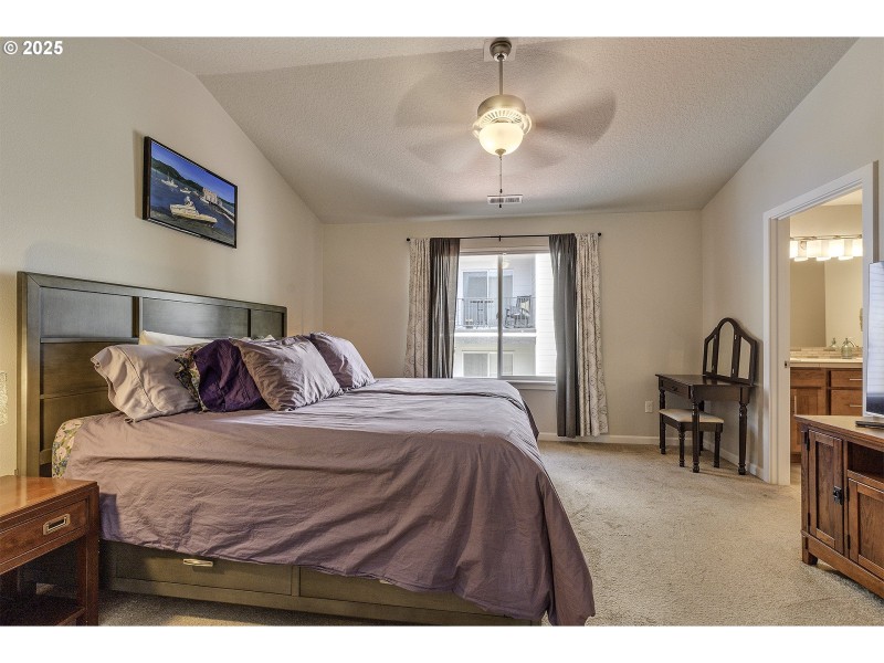 Bedroom, Owner's Suite