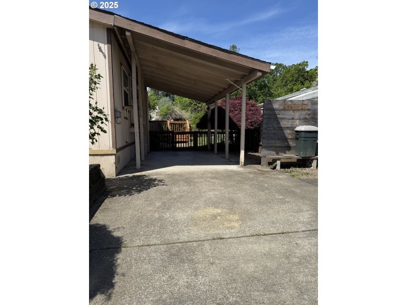 Carport