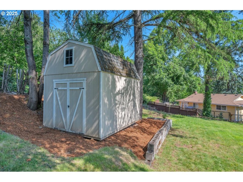Shed