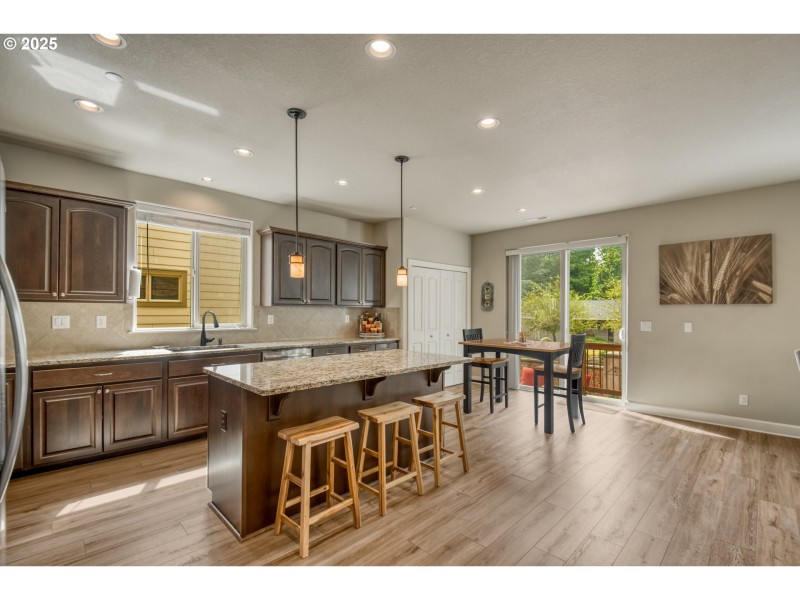 Kitchen/Nook