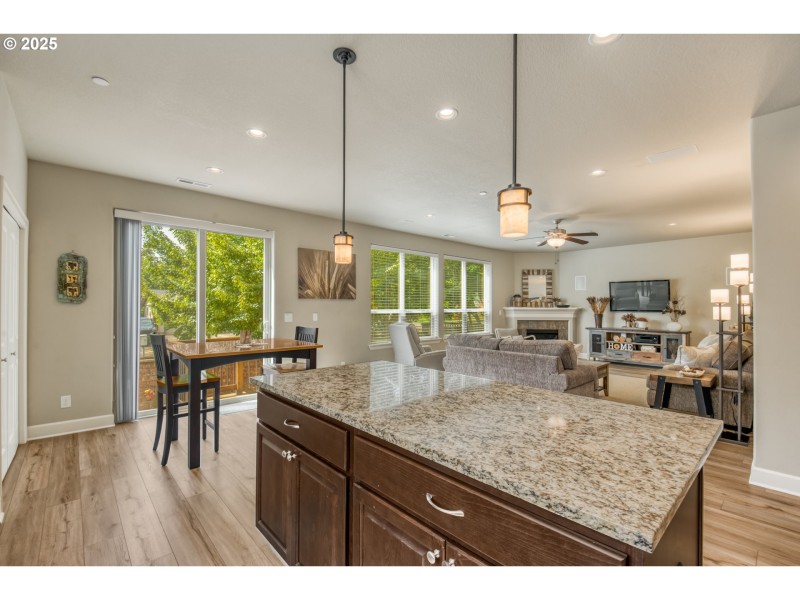 Kitchen/Living Room