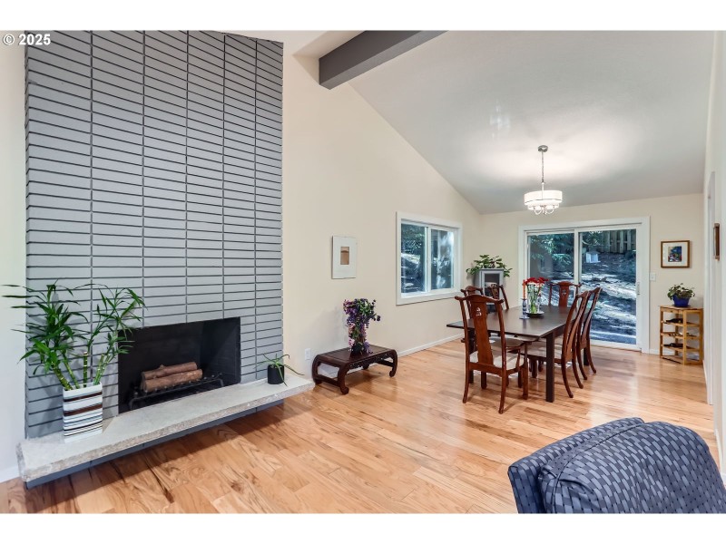 Living Room/Dining Room