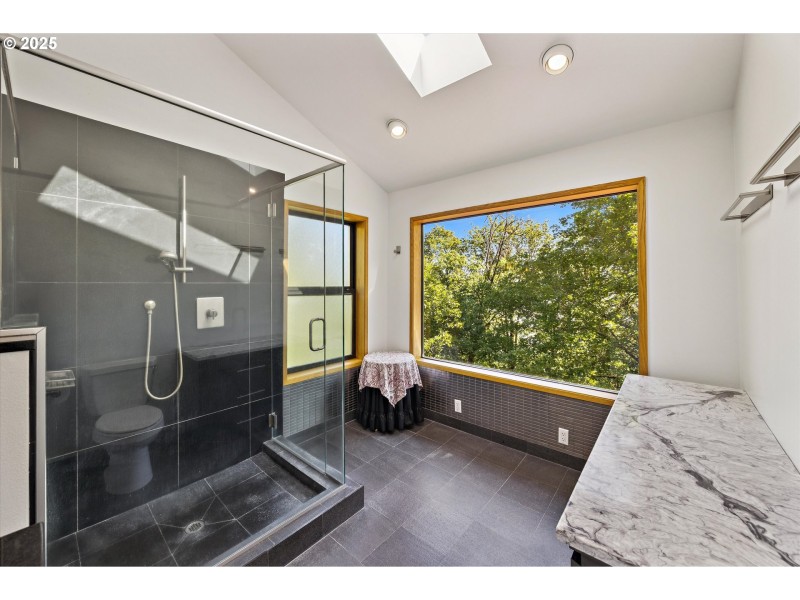 Bathroom, Attached