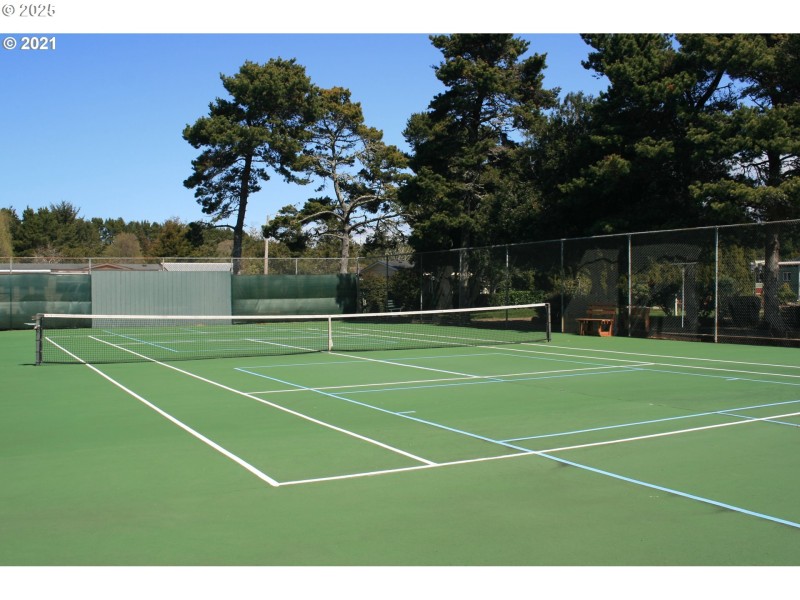 Community Tennis