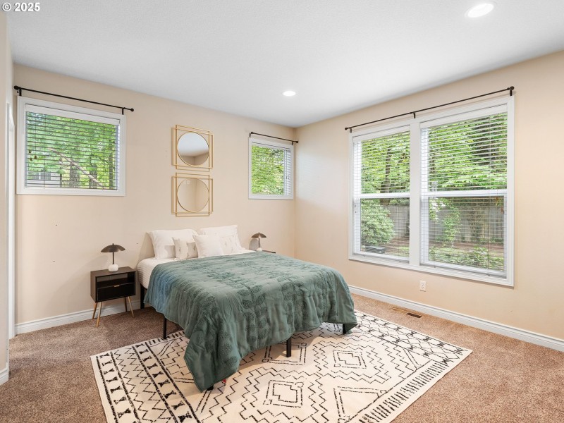 Bedroom, Primary