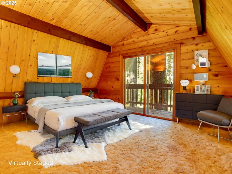 Owner's Suite Bedroom