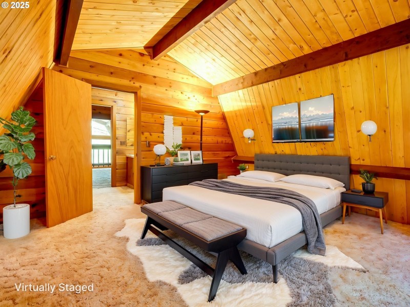 Owner's Suite Bedroom