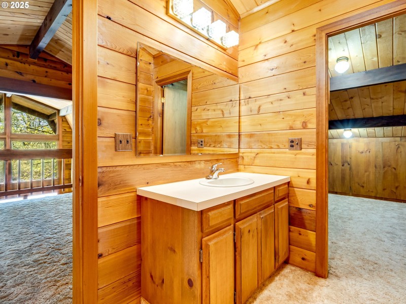 Owner's Suite Bathroom