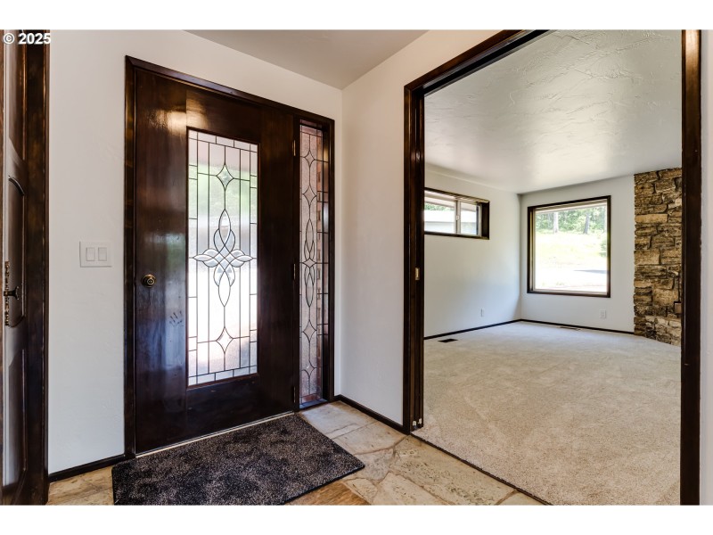 Entrance/Foyer