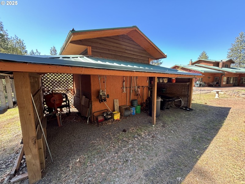 Shed
