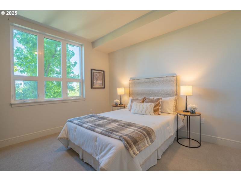 Bedroom, Primary