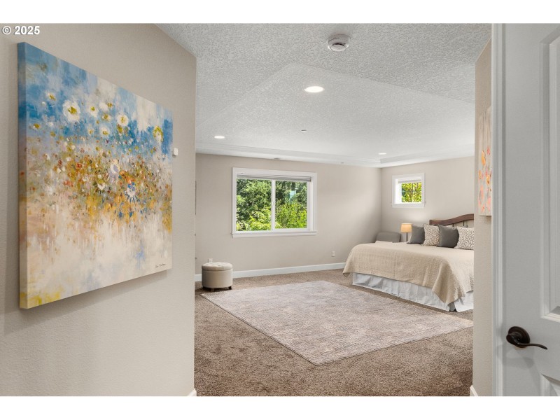 Bedroom, Primary