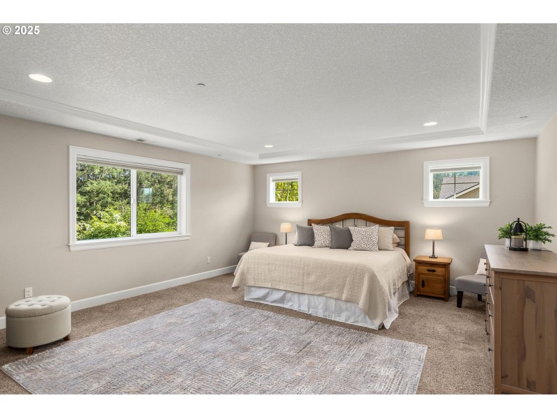 Bedroom, Primary