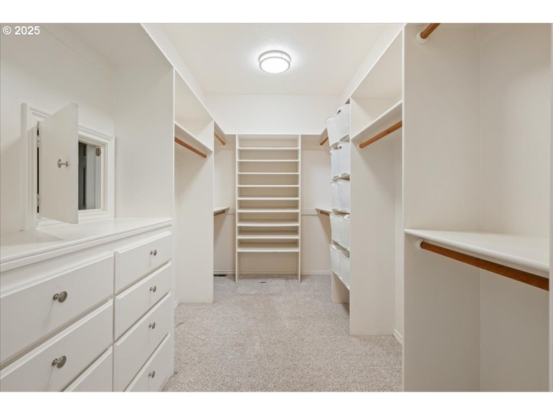 Bedroom, Owner's Suite