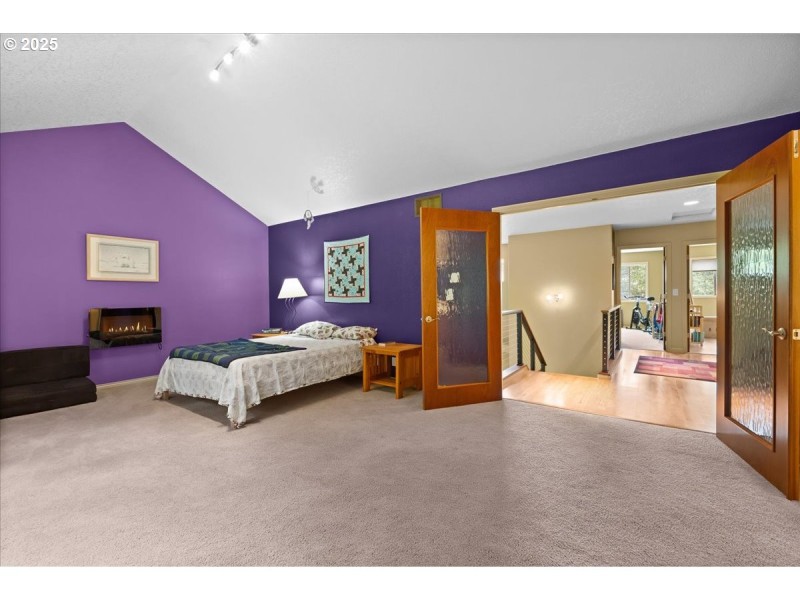 Bedroom, Owner's Suite
