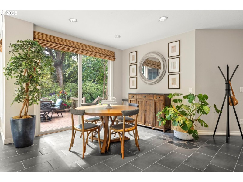 Kitchen/Nook